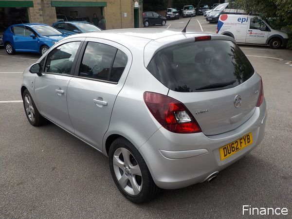 2012 Vauxhall Corsa 1.3 CDTi ecoFLEX SXi image 3