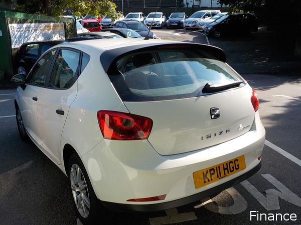 2011 SEAT Ibiza 1.2 TDI CR Ecomotive S image 3