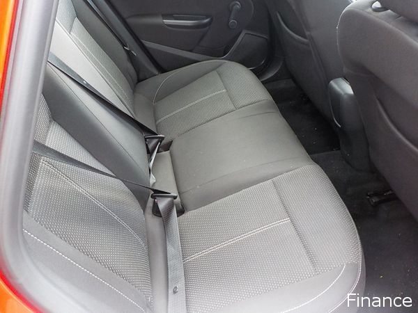 2013 Vauxhall Astra 1.6i 16V SRi image 5