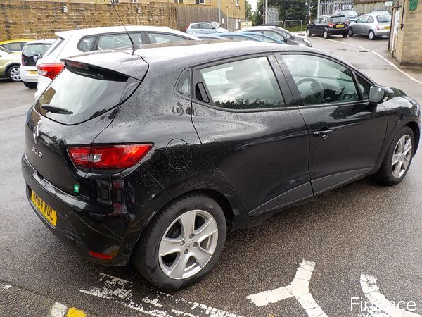 2014 Renault Clio 1.2 16V Expression+ image 3