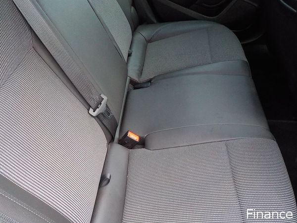 2013 Vauxhall Astra 2.0 CDTi 16V SE image 5