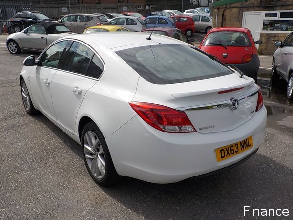 2013 Vauxhall Insignia 2.0 CDTi SRi image 3