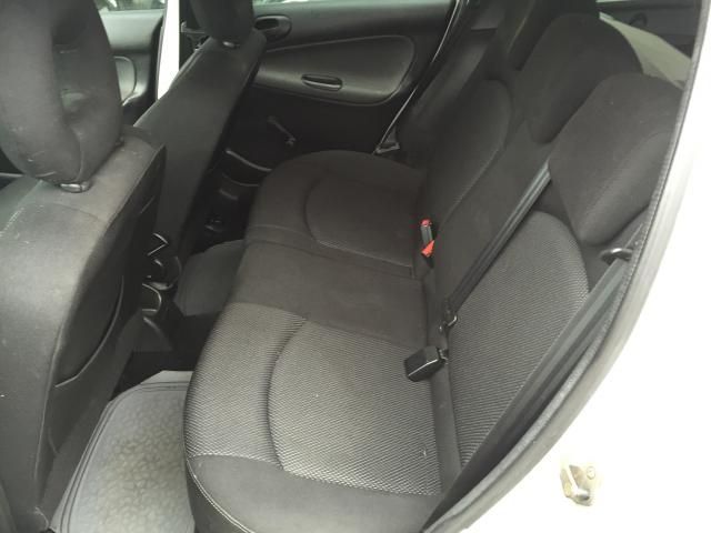 2006 PEUGEOT 206 1.4 SW VERVE 5d image 6