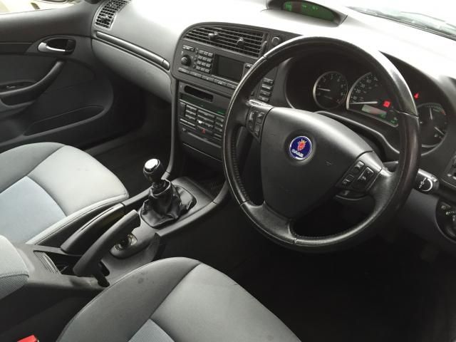 2005 SAAB 9-3 2.0 LINEAR SPORT T 4d image 5
