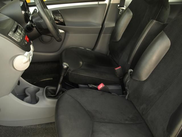 2010 CITROEN C1 1.0 VTR PLUS 5d image 6