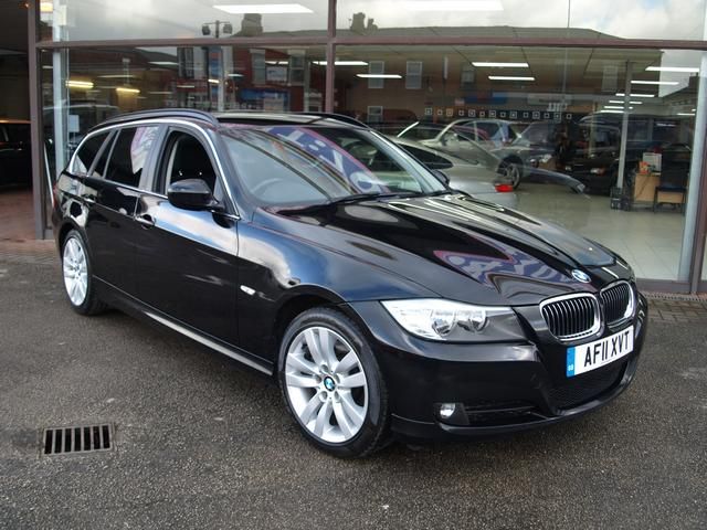 2011 BMW 3 SERIES 3.0 325D SE image 1