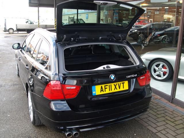 2011 BMW 3 SERIES 3.0 325D SE image 3