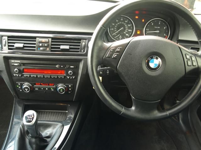 2011 BMW 3 SERIES 3.0 325D SE image 5