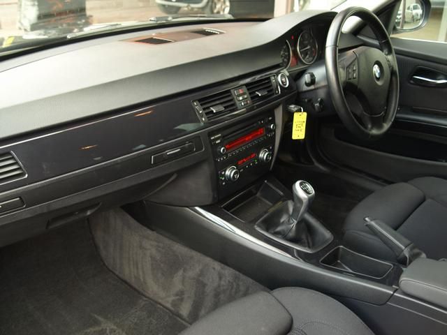 2011 BMW 3 SERIES 3.0 325D SE image 6
