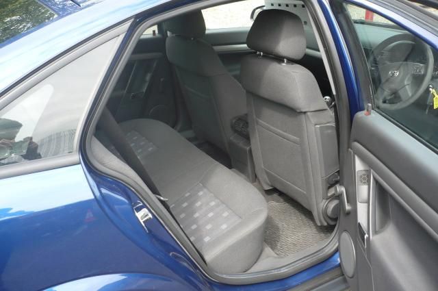 2005 VAUXHALL VECTRA 1.8 LIFE 16V 5d image 7
