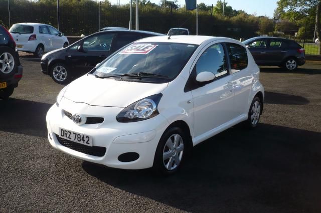 2012 TOYOTA AYGO 1.0 VVT-I PLUS 5d image 2