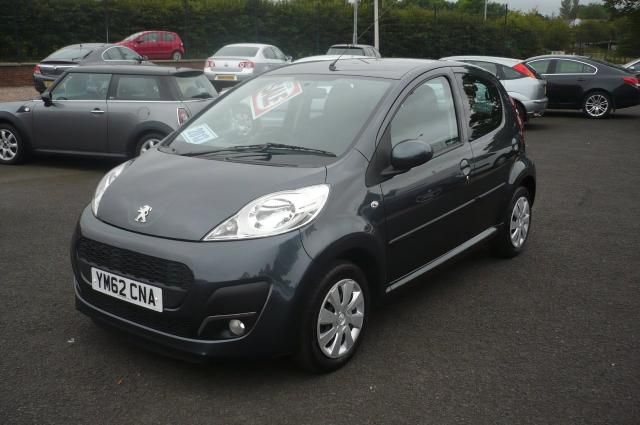2013 PEUGEOT 107 1.0 ACTIVE 5d image 2