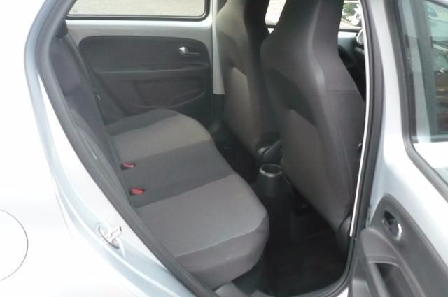 2014 VOLKSWAGEN UP 1.0 MOVE UP 5d image 6