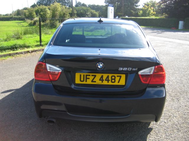 2006 BMW 3 Series 320Si image 4