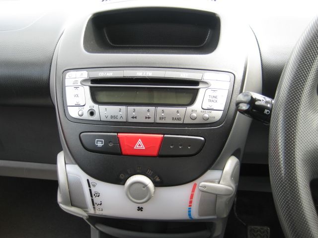 2006 CITROEN C1 1.0 Vibe image 5