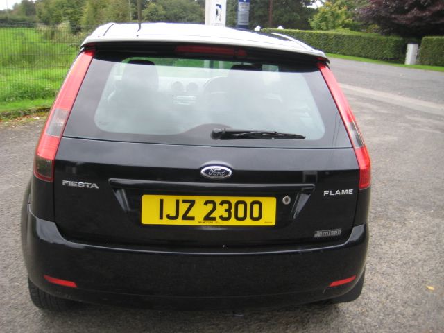 2004 FORD Fiesta 1.4 Flame image 2