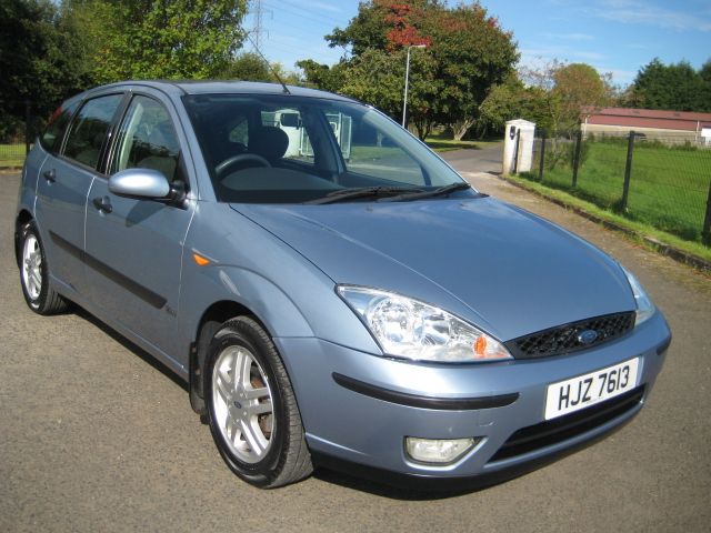 2004 FORD Focus 1.6 Zetec image 1