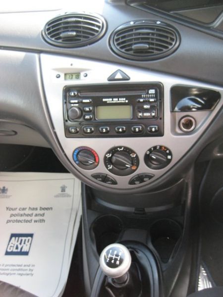2004 FORD Focus 1.6 Zetec image 5