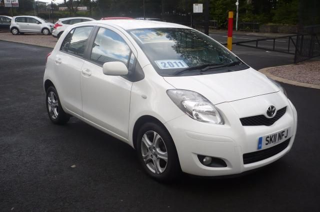 2011 TOYOTA YARIS 1.4 TR D-4D 5d image 1