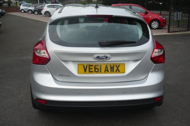 2012 FORD FOCUS 1.6 EDGE TDCI 115 5d image 3