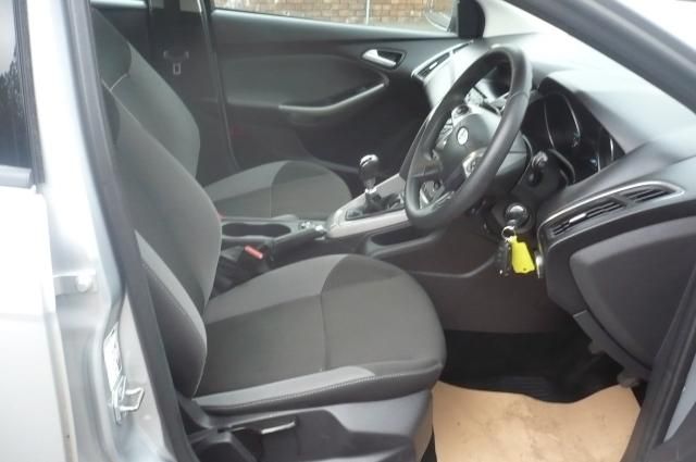 2012 FORD FOCUS 1.6 EDGE TDCI 115 5d image 7