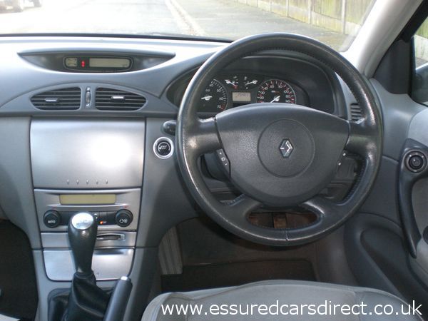 2001 Renault Laguna 3.0 V6 24V image 5