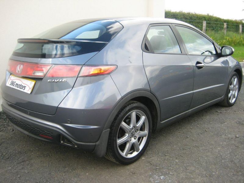 2007 Honda Civic EX I-VTEC image 2