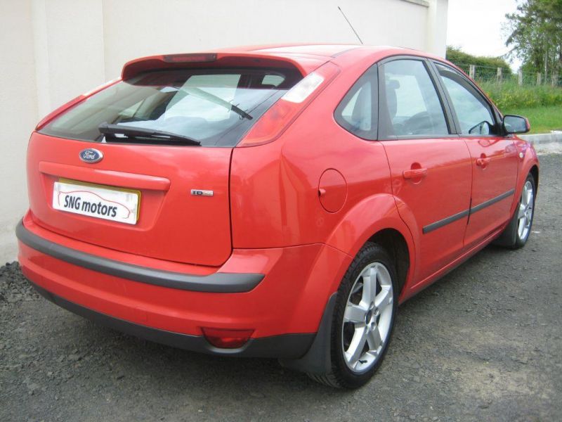 2007 Ford Focus SPORT image 3