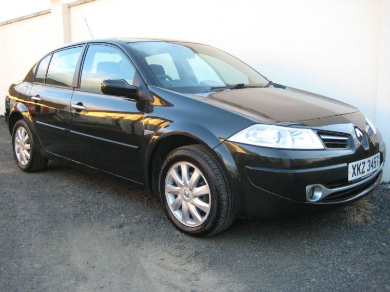 2009 Renault Megane image 1