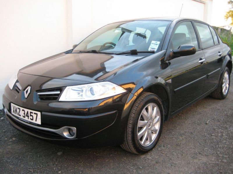 2009 Renault Megane image 2