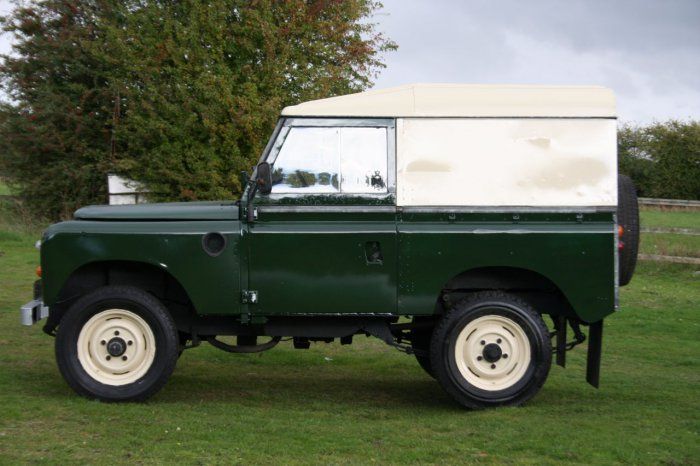 1974 Land Rover Series III 2.3 88
