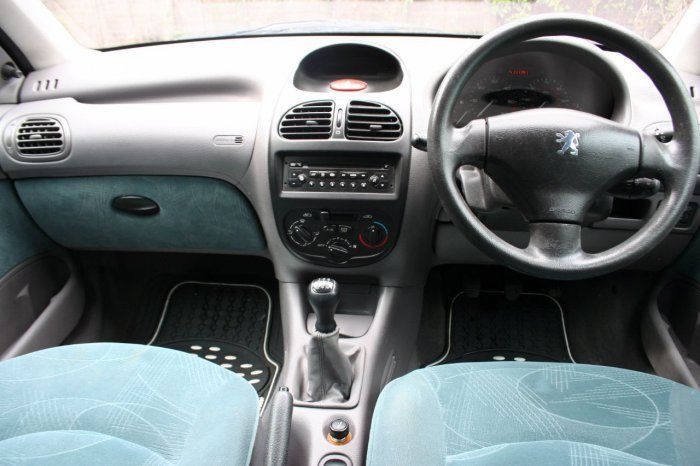2002 Peugeot 206 2.0 LX HDI image 4