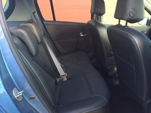 2010 RENAULT CLIO 1.5 DCI image 5