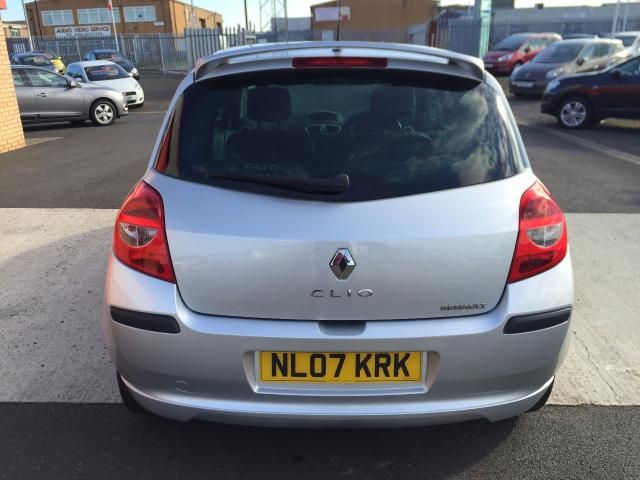 2007 RENAULT CLIO 1.4 DYNAMIQUE S 16V image 3