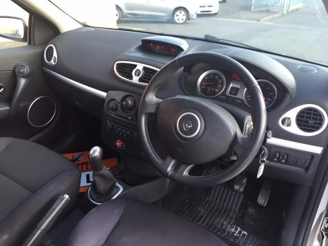 2007 RENAULT CLIO 1.4 DYNAMIQUE S 16V image 4