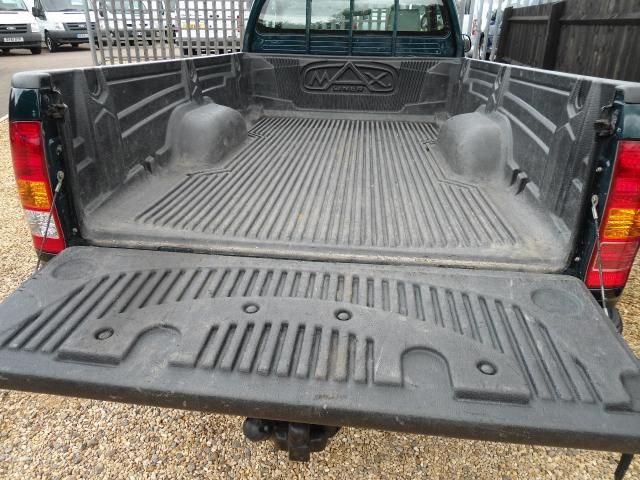 2010 TOYOTA HI-LUX 2.5 HL2 4X4 image 4