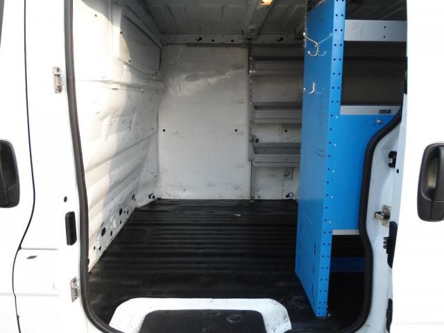 2010 RENAULT TRAFIC 2.0 TD image 4