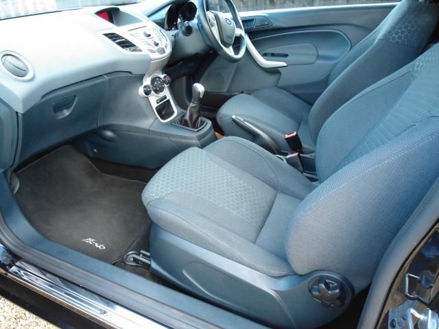 2010 FORD FIESTA 1.6 SPORT TDCI image 4