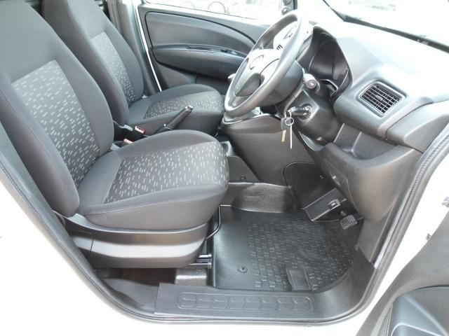 2012 VAUXHALL COMBO VAN 1.3 CDTI image 5