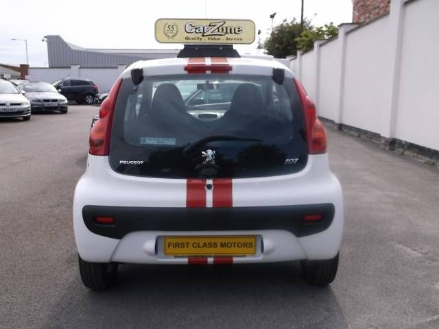 2010 PEUGEOT 107 1.0 Millesim image 3
