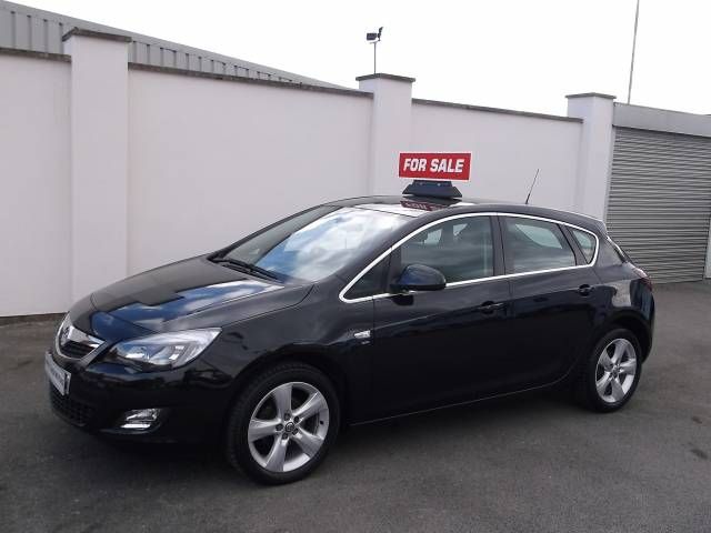 2012 VAUXHALL ASTRA 1.4i 16V image 1