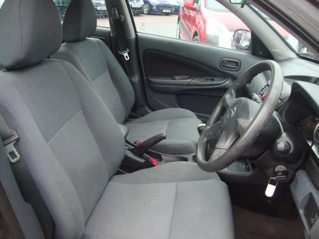 2005 NISSAN ALMERA 1.5 S image 5