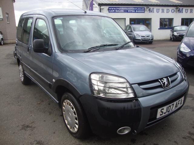 2007 PEUGEOT PARTNER 1.6 COMBI image 1