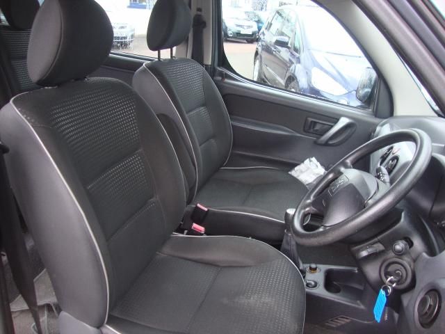2007 PEUGEOT PARTNER 1.6 COMBI image 6