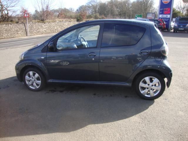 2011 TOYOTA AYGO 1.0 VVT-I GO image 2