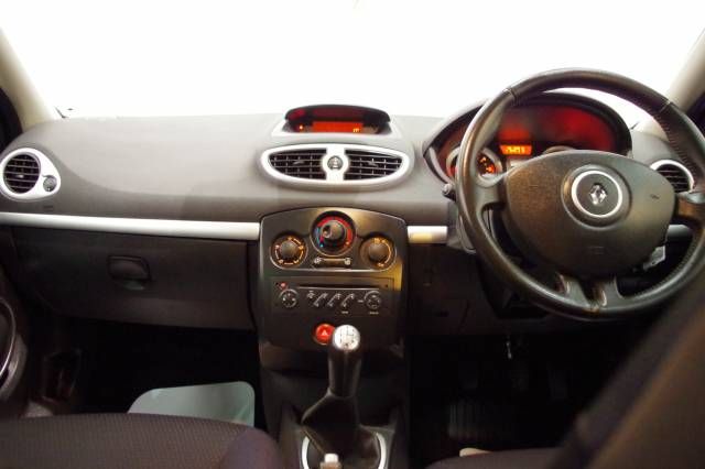 2008 RENAULT CLIO 1.5 dCi image 4