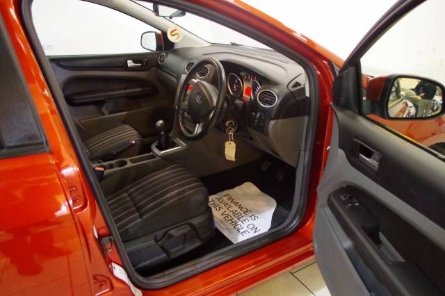 2008 FORD FOCUS 1.8 Style image 5