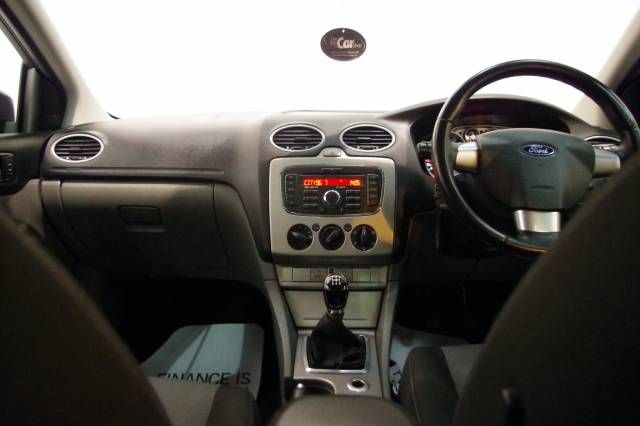 2010 FORD FOCUS 1.6 Zetec image 4
