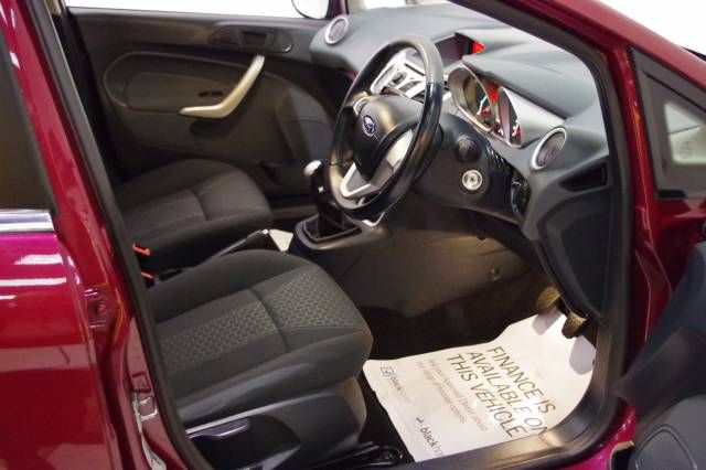 2010 FORD FIESTA 1.25 Zetec image 5