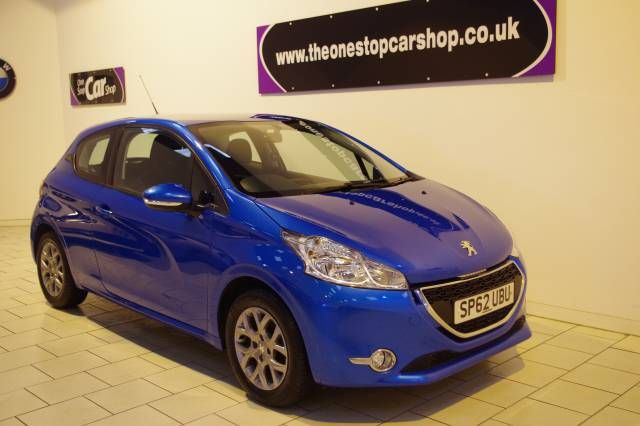 2012 PEUGEOT 208 1.2 VTi image 1